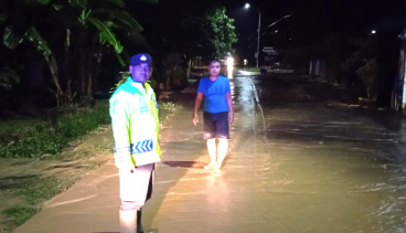 Antisipasi Bencana Banjir, Polres Bojonegoro Tingkatkan Patroli Malam Pasca Hujan Deras
