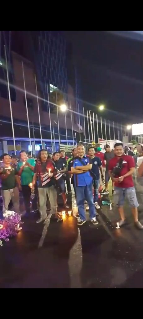 Aksi solidaritas damai dan tertib di Bundaran Waru Sidoarjo atas tuntutan Penolakan UU ODOL